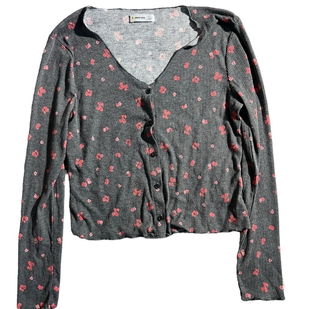 363-Grey and pink floral long sleeve top #floral #longsleeve #society212
Large